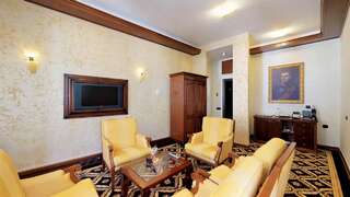 Отель Historic Boutique Hotel Cattaro Котор Суперлюкс-3